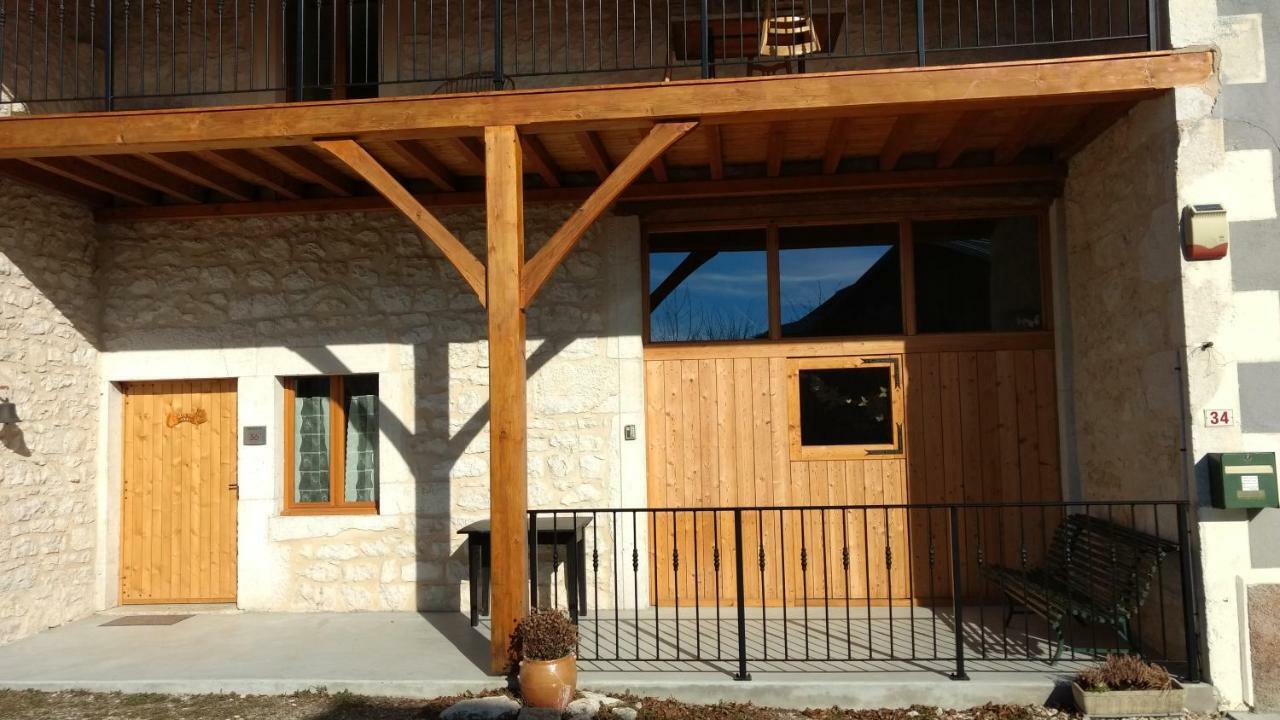 Du Cret Ferienhaus *